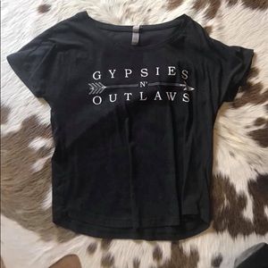 Gypsies n’ Outlaws Tee